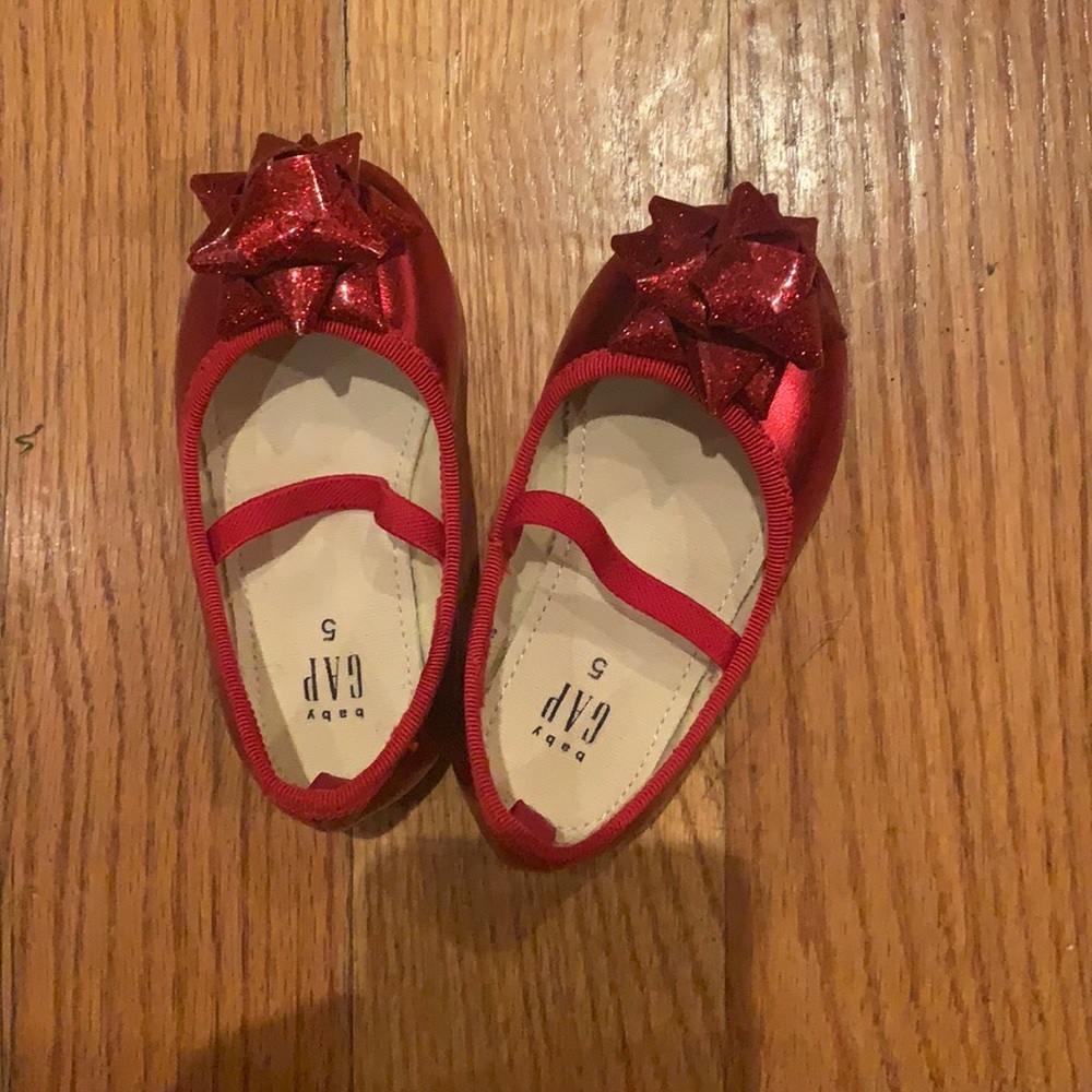Gap Red bow Ballet Flats with size 5